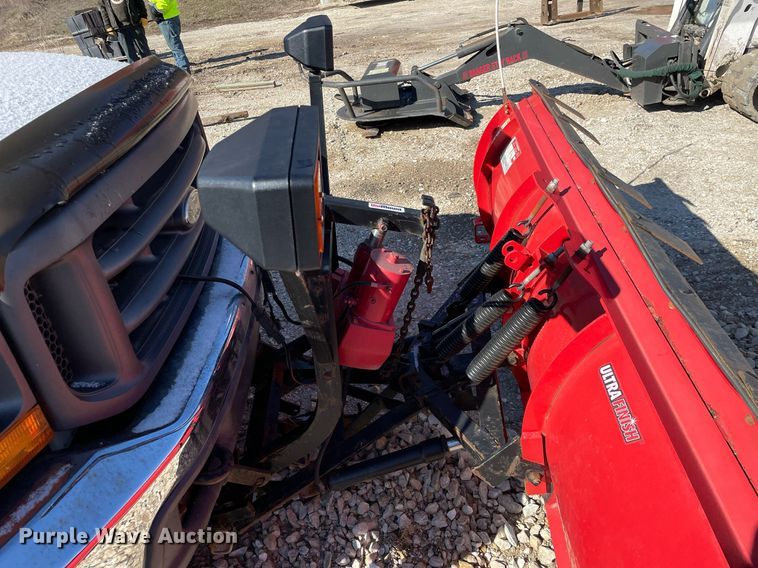 image for item MA9935 2001 Ford F550 Super Duty XL  truck cab and chassis