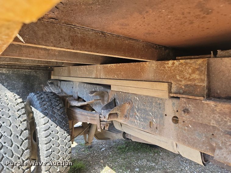 image for item MB9896 1987 Ford F350  dump flatbed pickup truck