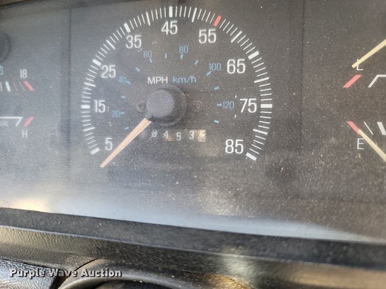 image for item MB9896 1987 Ford F350  dump flatbed pickup truck