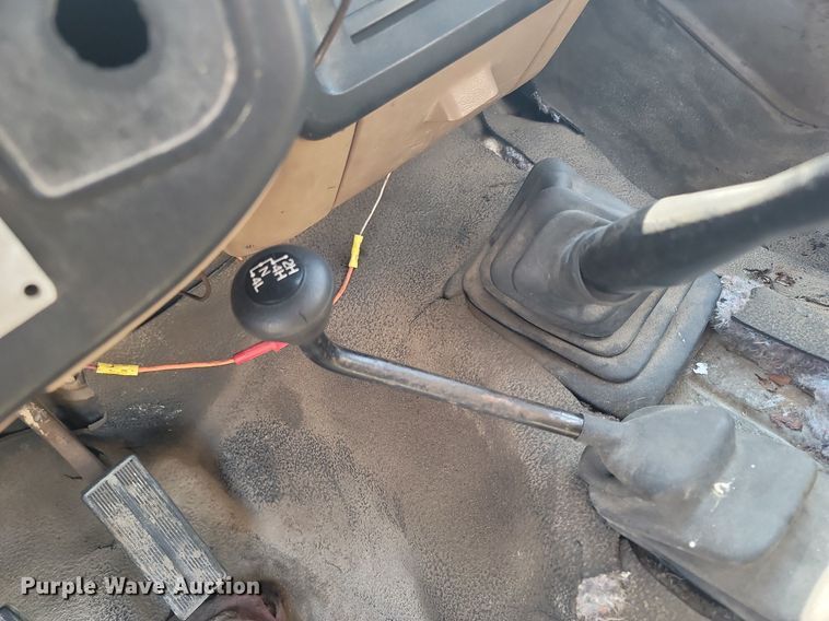 image for item MB9896 1987 Ford F350  dump flatbed pickup truck