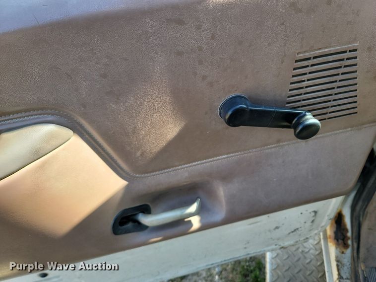 image for item MB9896 1987 Ford F350  dump flatbed pickup truck