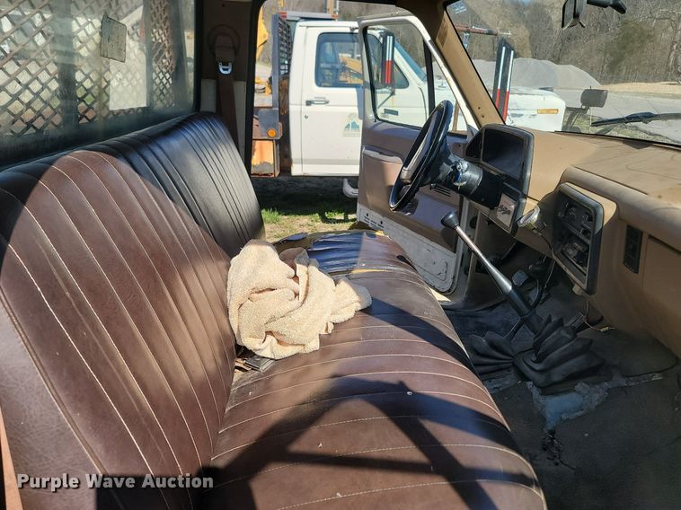 image for item MB9896 1987 Ford F350  dump flatbed pickup truck