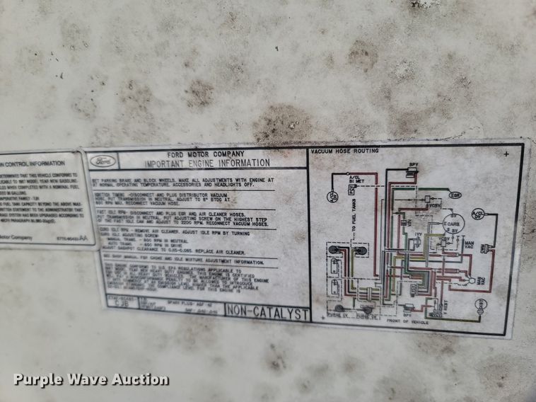 image for item MB9896 1987 Ford F350  dump flatbed pickup truck