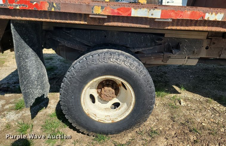 image for item MB9896 1987 Ford F350  dump flatbed pickup truck