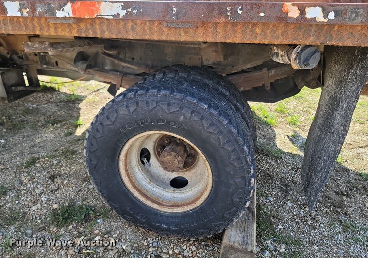 image for item MB9896 1987 Ford F350  dump flatbed pickup truck