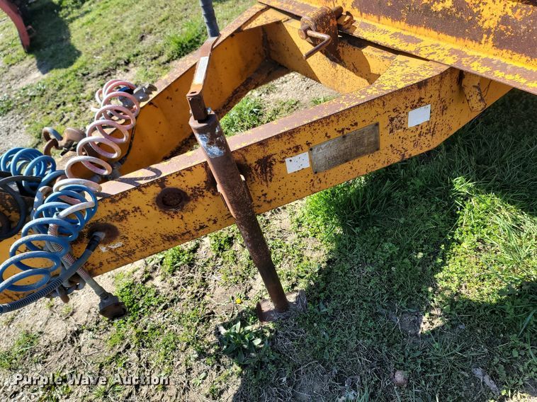 image for item MB9898 1977 Miller Tilt Top  tilt deck equipment trailer