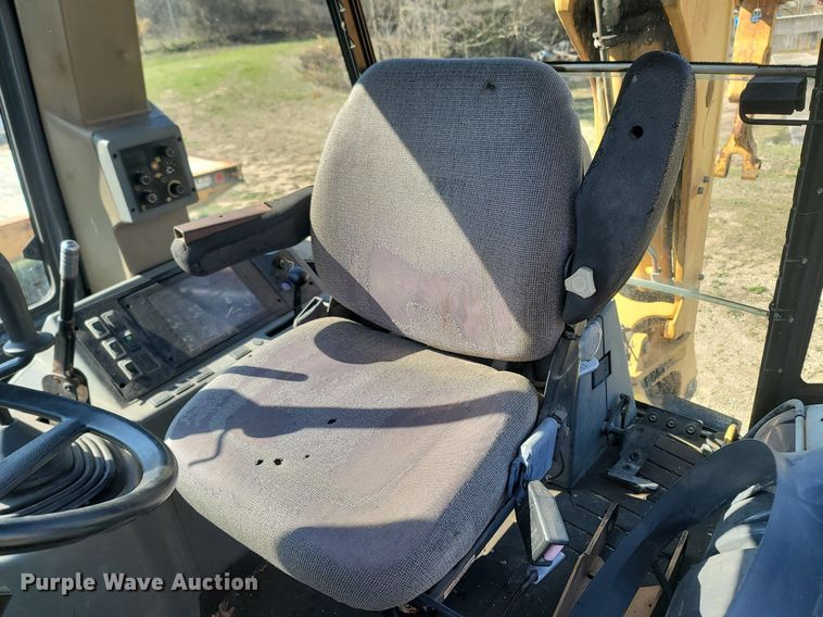 image for item MB9899 1999 Case 580 Super L II  backhoe