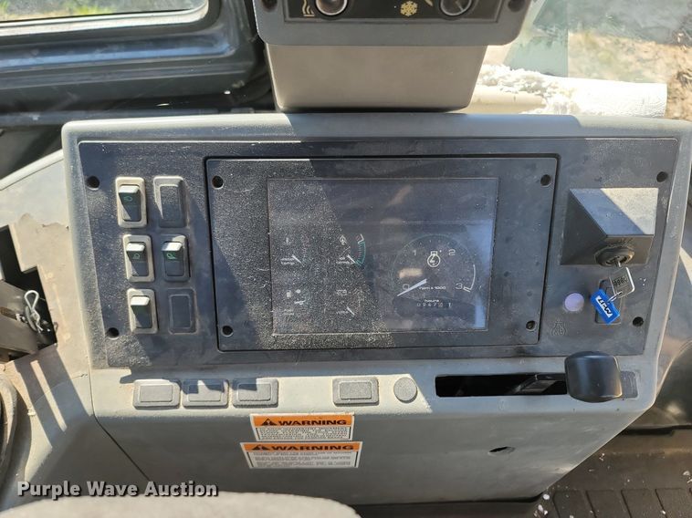 image for item MB9899 1999 Case 580 Super L II  backhoe