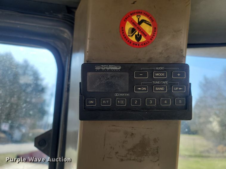 image for item MB9899 1999 Case 580 Super L II  backhoe