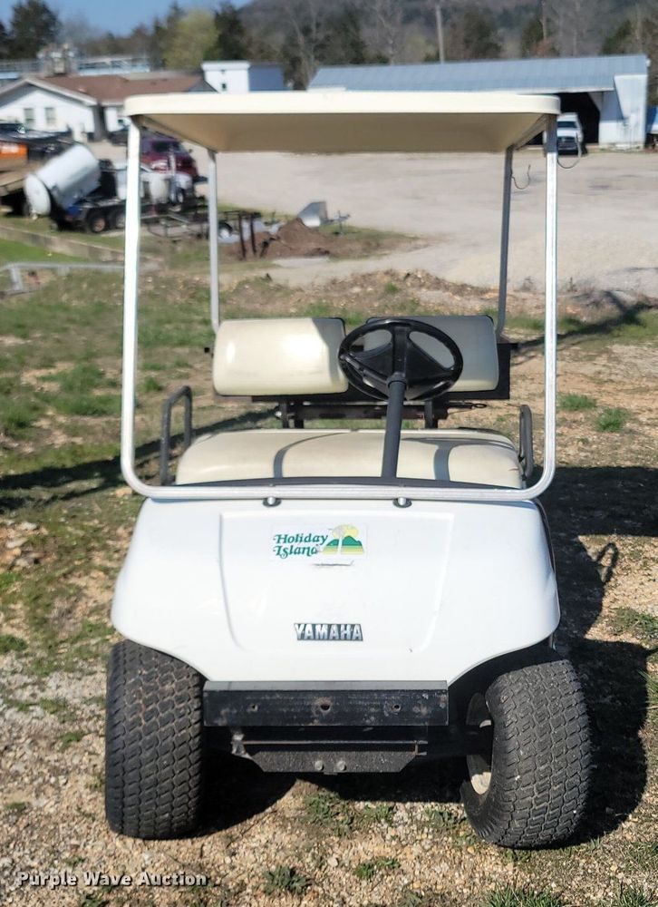 image for item MB9902 1996 Yamaha G16A  golf cart