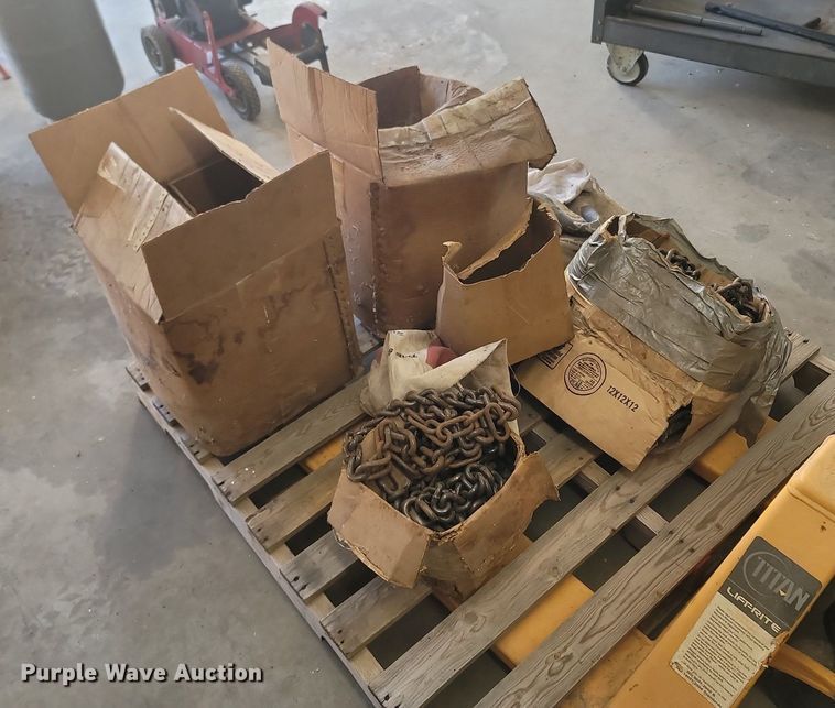 image for item MB9906 Campbell  tire chains