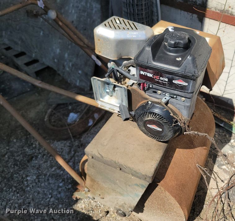 image for item MB9913 Lawn and garden tools