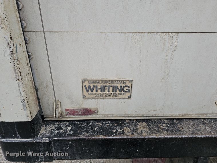 image for item MC9721 2000 Ford E350 Super Duty  box truck