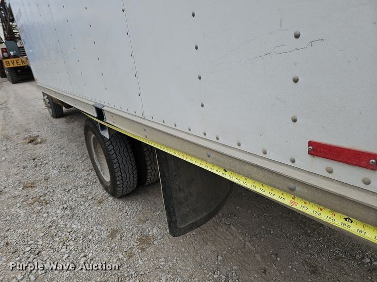 image for item MC9721 2000 Ford E350 Super Duty  box truck