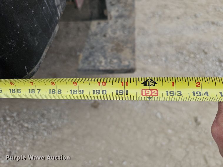 image for item MC9721 2000 Ford E350 Super Duty  box truck