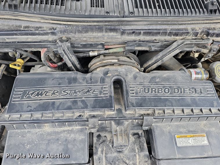 image for item MC9721 2000 Ford E350 Super Duty  box truck