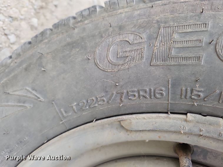 image for item MC9721 2000 Ford E350 Super Duty  box truck