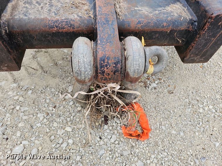 image for item MC9725 Pile driver