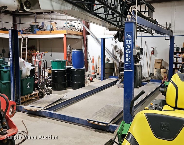 image for item MC9727 Eagle Lifts FP-15L-22  four post automotive lift