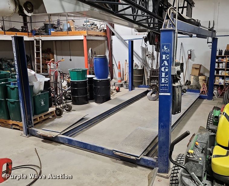 image for item MC9727 Eagle Lifts FP-15L-22  four post automotive lift