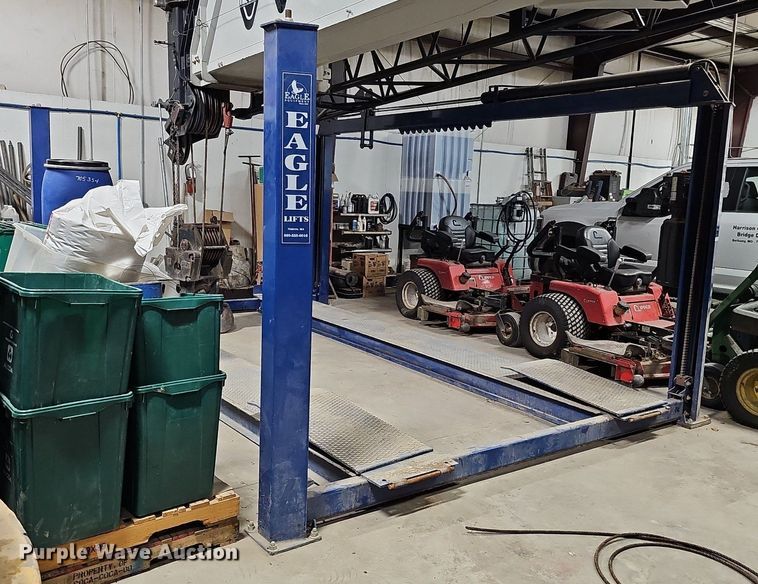 image for item MC9727 Eagle Lifts FP-15L-22  four post automotive lift