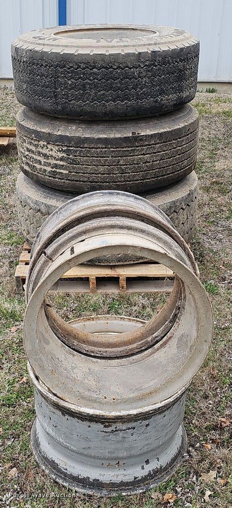 image for item MC9728 Tires and wheels