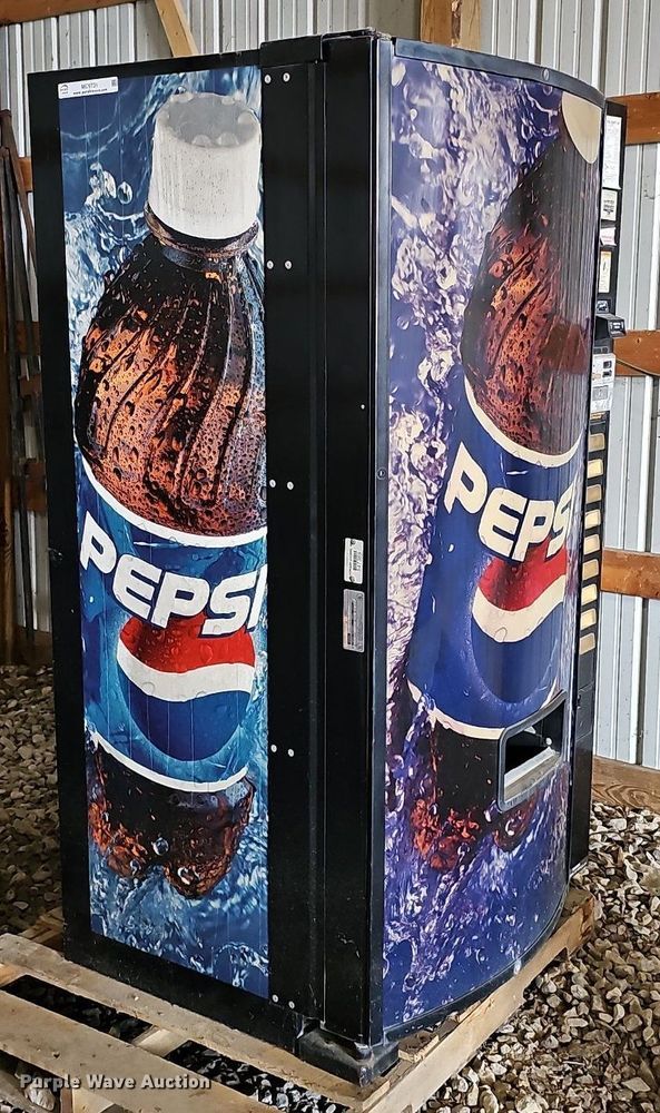 image for item MC9731 Dixie-Narco DN 501EMC/S11-9  vending machine