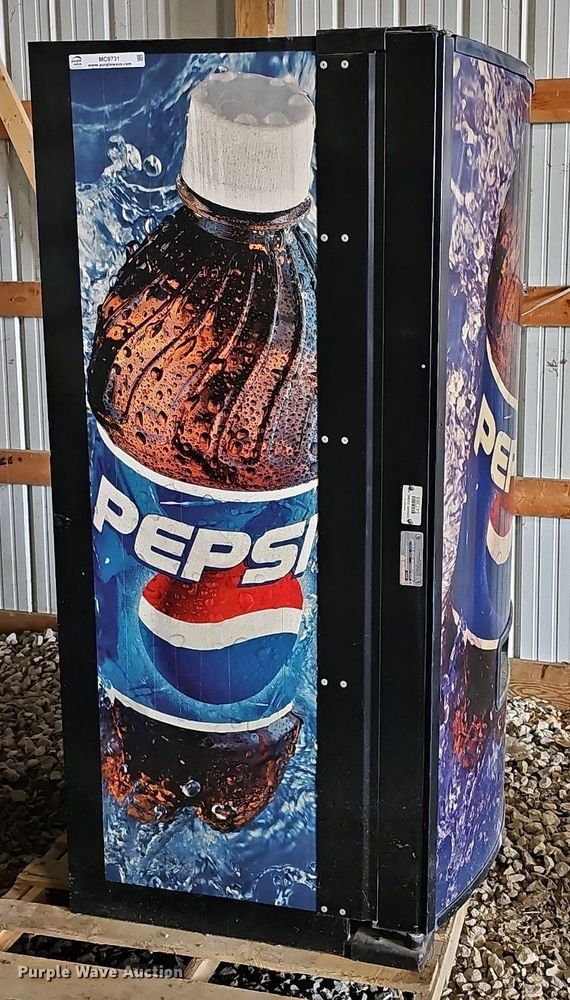 image for item MC9731 Dixie-Narco DN 501EMC/S11-9  vending machine