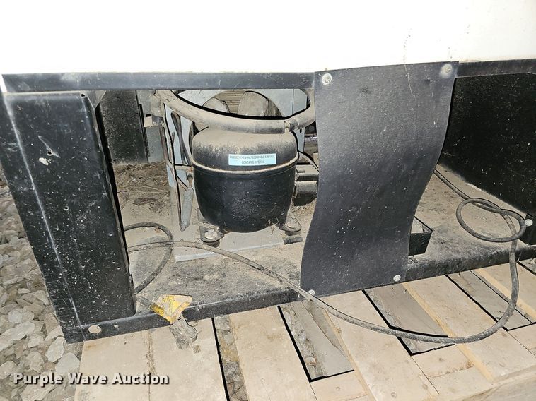 image for item MC9731 Dixie-Narco DN 501EMC/S11-9  vending machine