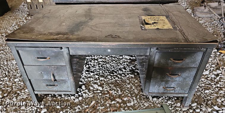 image for item MC9732 Office supplies and equipment