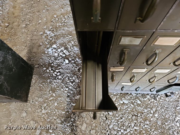 image for item MC9732 Office supplies and equipment