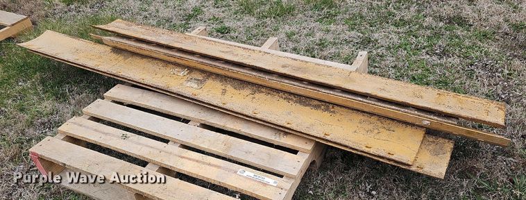 image for item MC9733 (5) moldboards