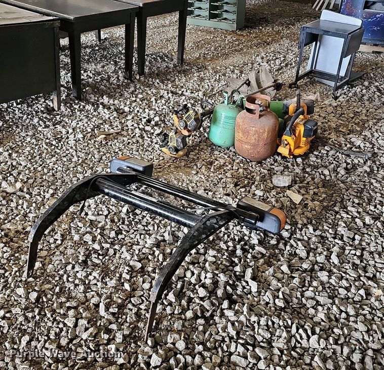 image for item MC9736 lawn equipment