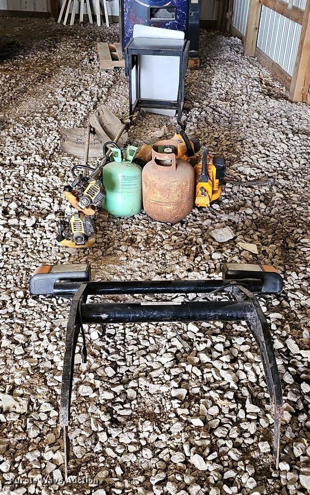 image for item MC9736 lawn equipment