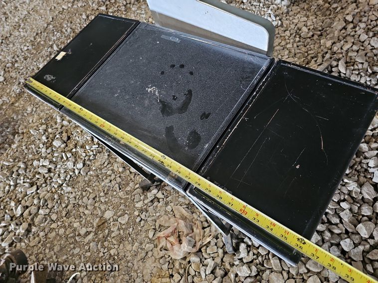 image for item MC9736 lawn equipment