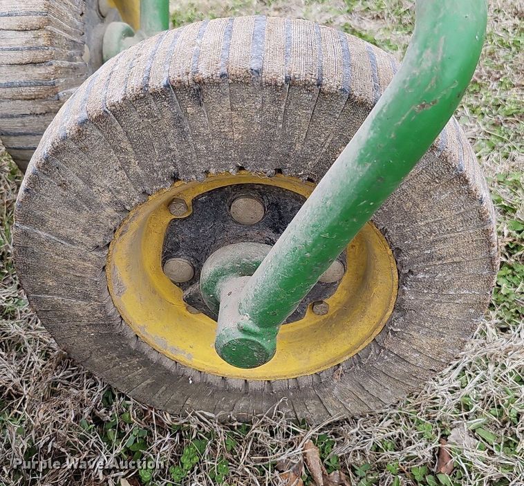 image for item MC9737 John Deere MX7  rotary mower