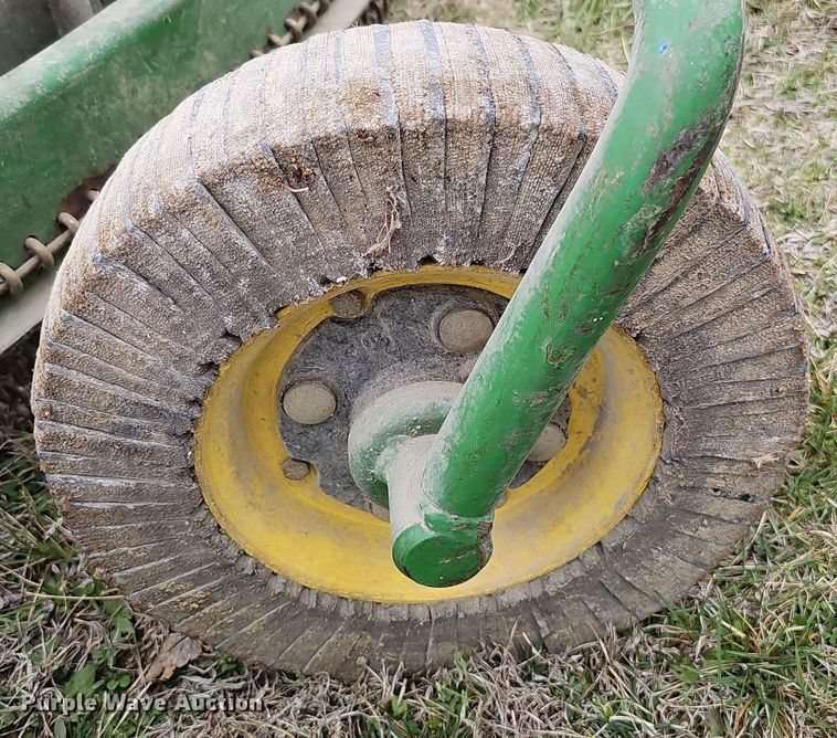 image for item MC9737 John Deere MX7  rotary mower