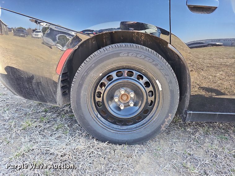 image for item MC9740 2019 Dodge Charger  police