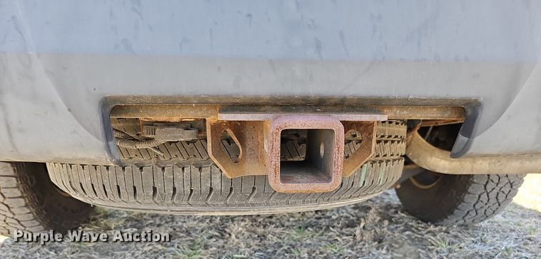 image for item MC9741 2010 Ford Expedition XLT  SUV