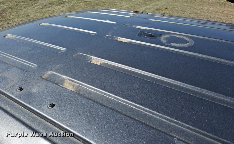 image for item MC9741 2010 Ford Expedition XLT  SUV