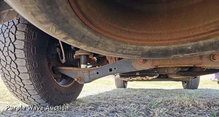 image for item MC9741 2010 Ford Expedition XLT  SUV