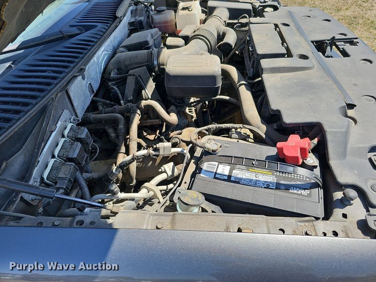 image for item MC9741 2010 Ford Expedition XLT  SUV