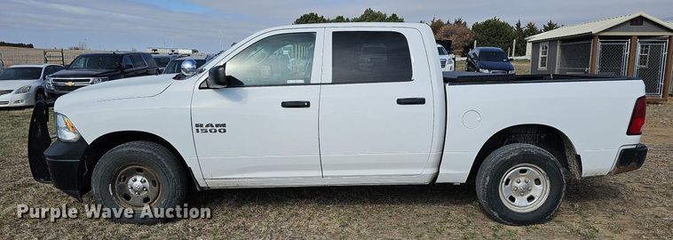 image for item MC9748 2016 Dodge Ram 1500  Crew Cab pickup truck