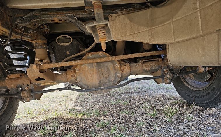 image for item MC9748 2016 Dodge Ram 1500  Crew Cab pickup truck