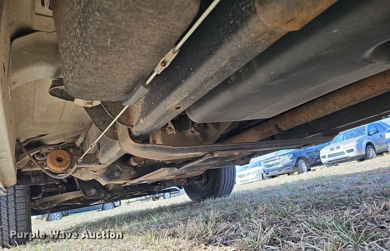 image for item MC9748 2016 Dodge Ram 1500  Crew Cab pickup truck