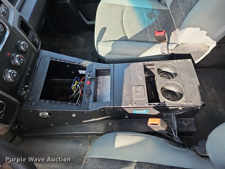 image for item MC9748 2016 Dodge Ram 1500  Crew Cab pickup truck