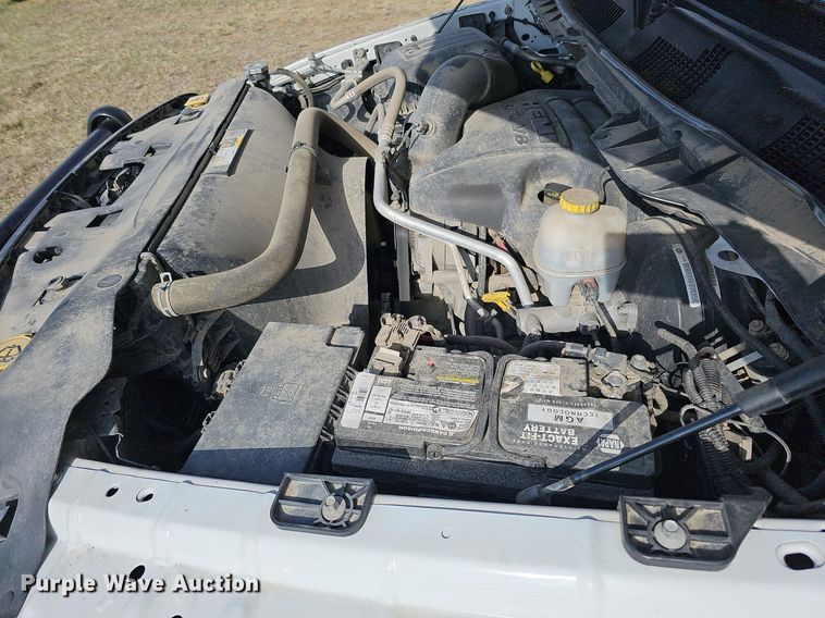 image for item MC9748 2016 Dodge Ram 1500  Crew Cab pickup truck