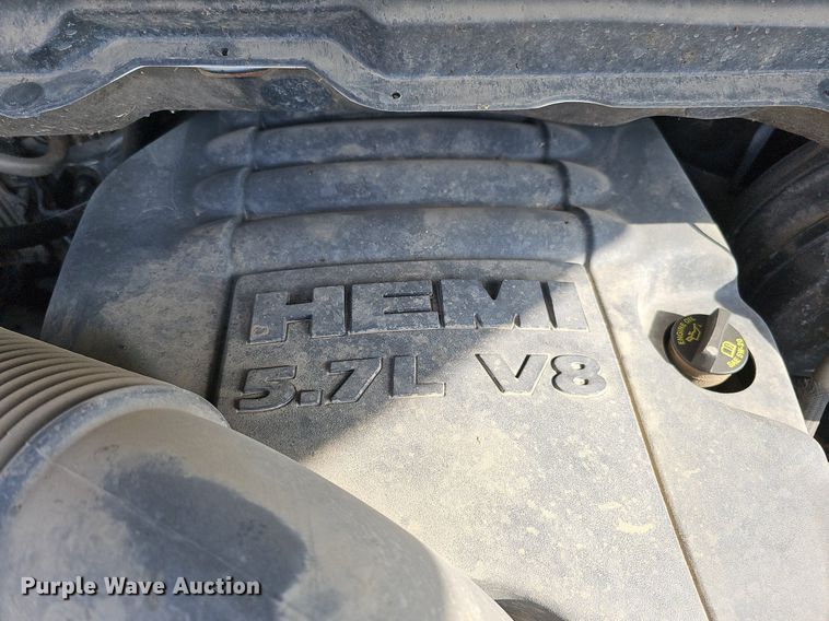 image for item MC9748 2016 Dodge Ram 1500  Crew Cab pickup truck