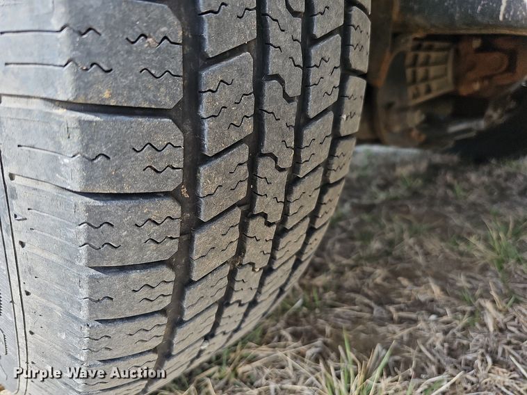 image for item MC9748 2016 Dodge Ram 1500  Crew Cab pickup truck