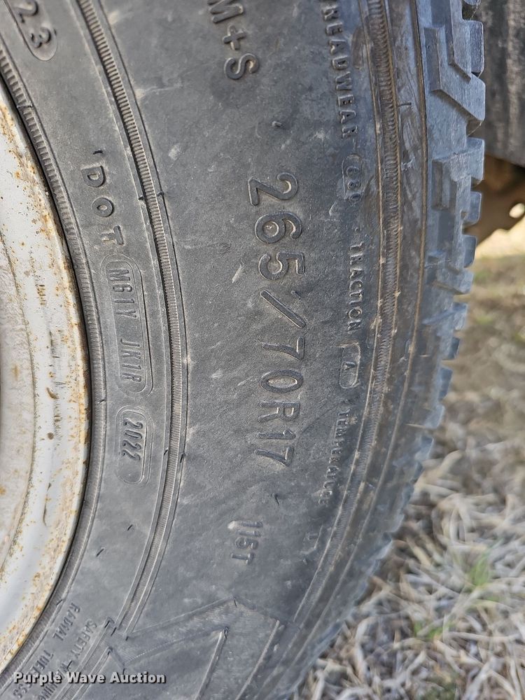 image for item MC9748 2016 Dodge Ram 1500  Crew Cab pickup truck